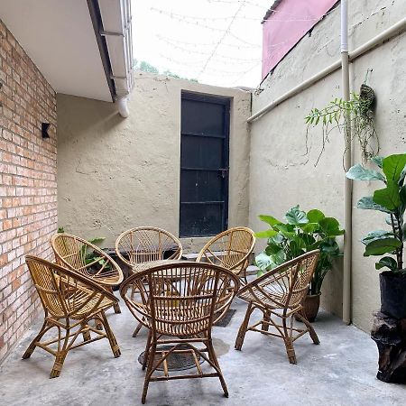 Hornbill's Nest Kuching Hostel Luaran gambar