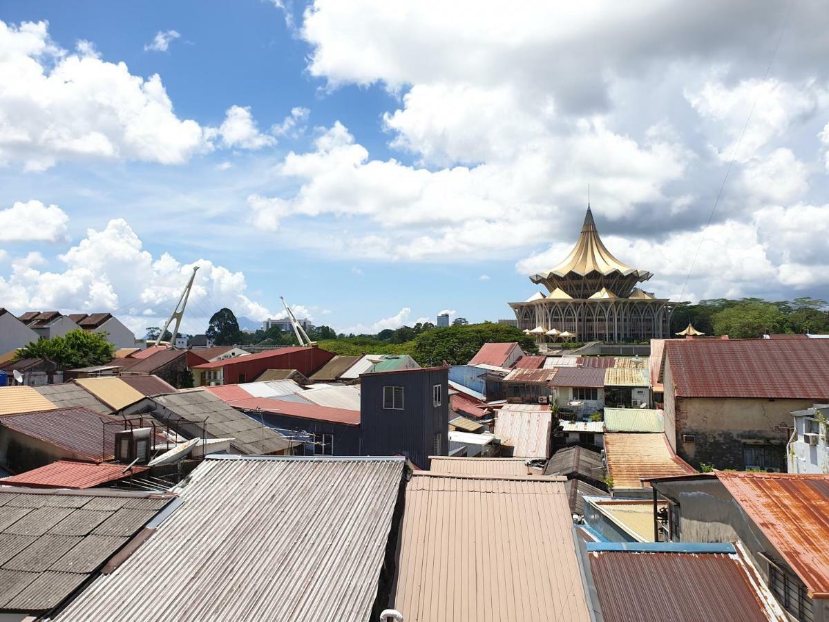 Hornbill's Nest Kuching Hostel Luaran gambar