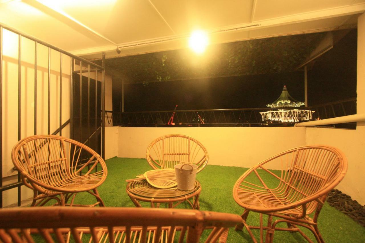 Hornbill's Nest Kuching Hostel Luaran gambar
